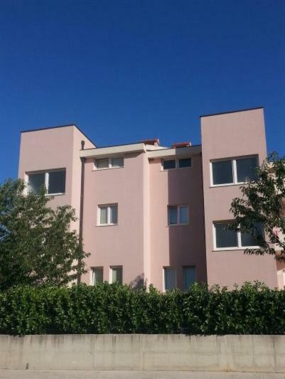 Apartment Smodlaka Dugopolje Exteriér fotografie